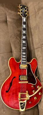 Gibson ES335 Mono Custom guitarpoll